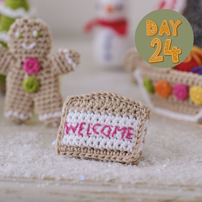 Gingerbread%2Dtown%2Dadvent%2Dcal%5Fday%2D24.jpg?sw=680&q=85