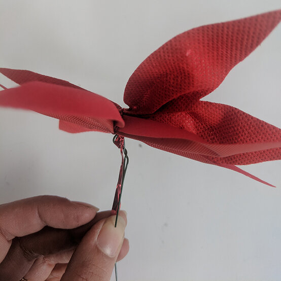 traditional-red-artificial-wreath-13.jpg?sw=554&q=85