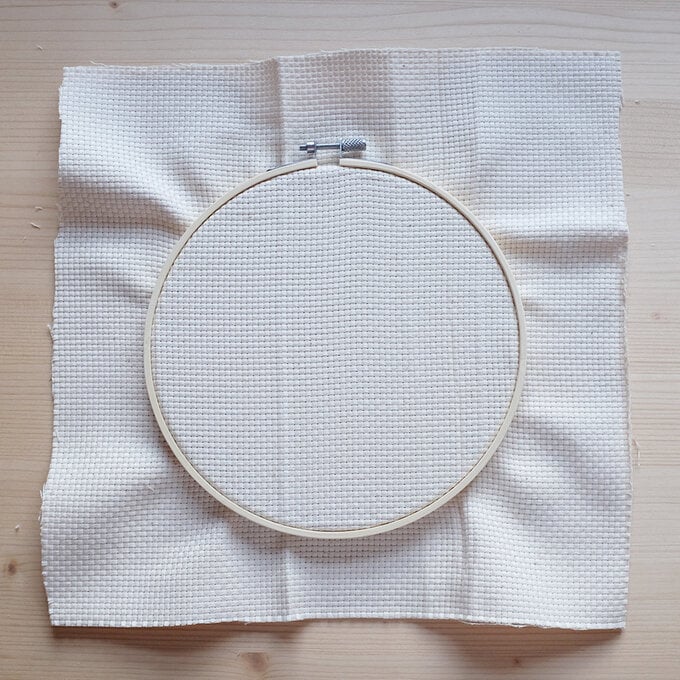 how_to_make_a_collection_of_punch_needle_hoop_art_pn_04.jpg?sw=680&q=85