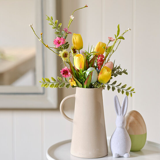 easter-table-decor-floral-picks.jpg?sw=554&q=85