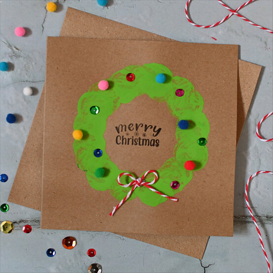 Idea_kids-christmas-cards-to-make_step4a.jpg?sw=554&q=85