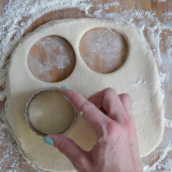 salt-dough-decorations7.jpg?sw=554&q=85