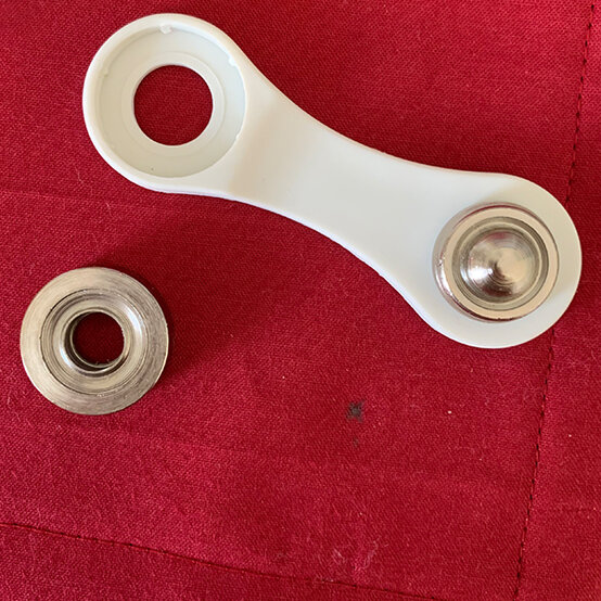 cricut-how-to-make-a-fabric-banner_step11b.jpg?sw=554&q=85