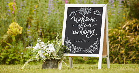 Trends in Wedding Decorations & Supplies | Hobbycraft