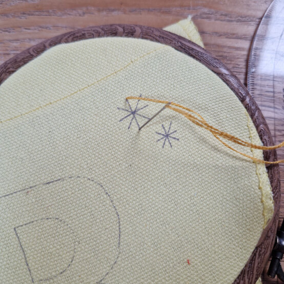 idea%5Fembroidered%2Dkids%2Dbunting%5Fstep%2D45.jpg?sw=554&q=85