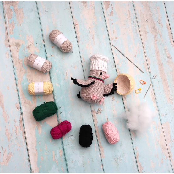 how_to_crochet_an_amigurumi_pigeon_pigeon_materials_1_1000x1000.jpg?sw=554&q=85