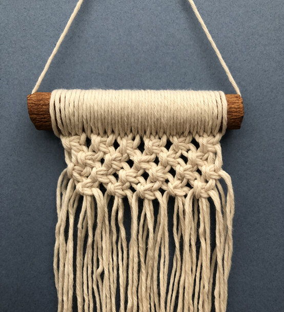 how_to_make_macrame_tree_decorations_step_6.jpg?sw=554&q=85