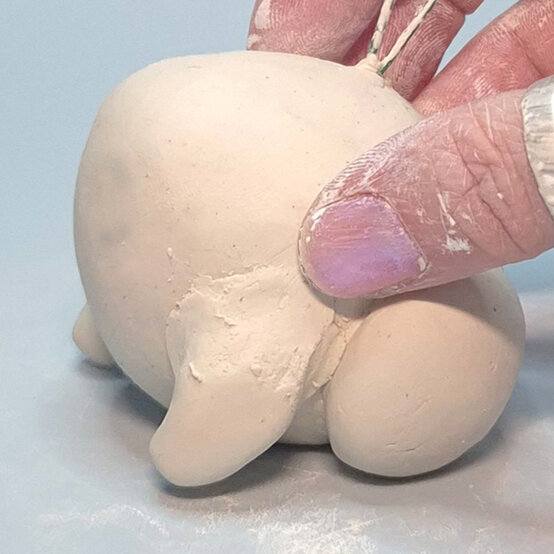 idea%5Fnovelty%2Dchristmas%2Ddecorations%2Dfrog%5Fstep%2D30.jpg?sw=554&q=85