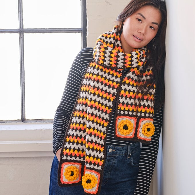 idea_knitwear-ideas-to-make-this-autumn_grannyscarf.jpg?sw=680&q=85