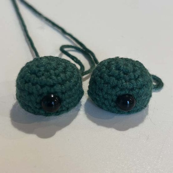 ideas%5Fhow%2Dto%2Dcrochet%2Dan%2Damigurumi%2Dfrog%5Fhead%2D2.jpg?sw=554&q=85