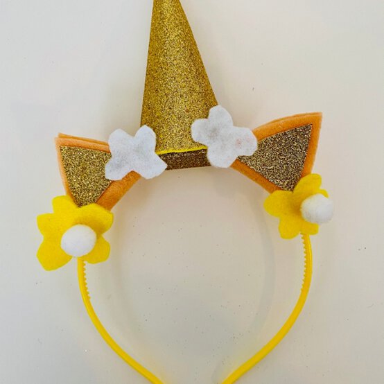 How_to_Make_a_Unicorn_Head_Dress_10.jpeg?sw=554&q=85