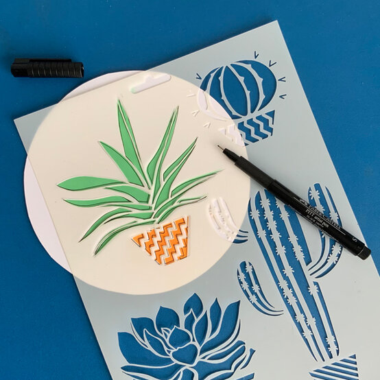 idea_how-to-make-a-stencilled-new-home-card_step4.jpg?sw=554&q=85