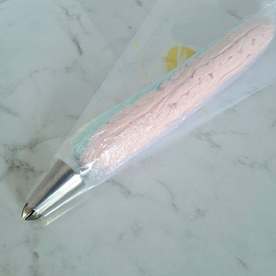 idea%5Fpastel%2Deaster%2Dcupcakes%5Fstep8c.jpg?sw=554&q=85