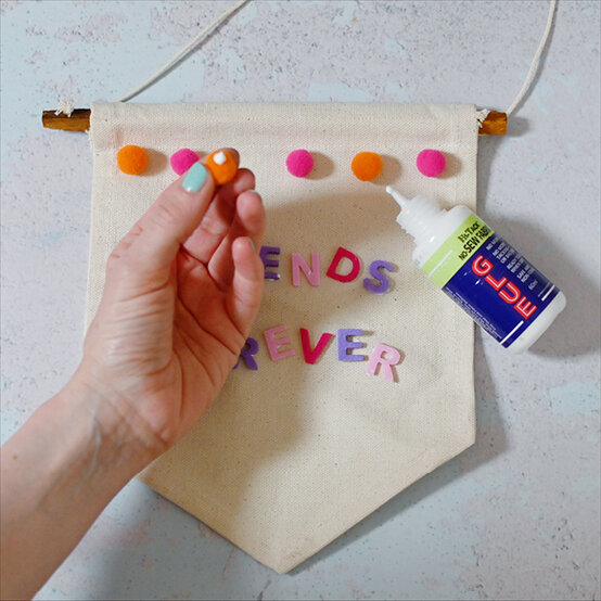 crafts-for-international-friendship-day33.jpg?sw=554&q=85