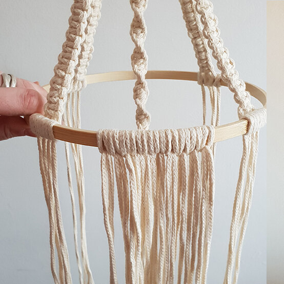 Ideas_How-to-Make-a-Macrame-Mobile_Step-7.jpg?sw=554&q=85