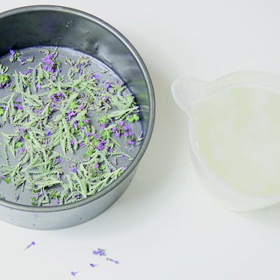 scented-soaps-step3.jpg?sw=554&q=85