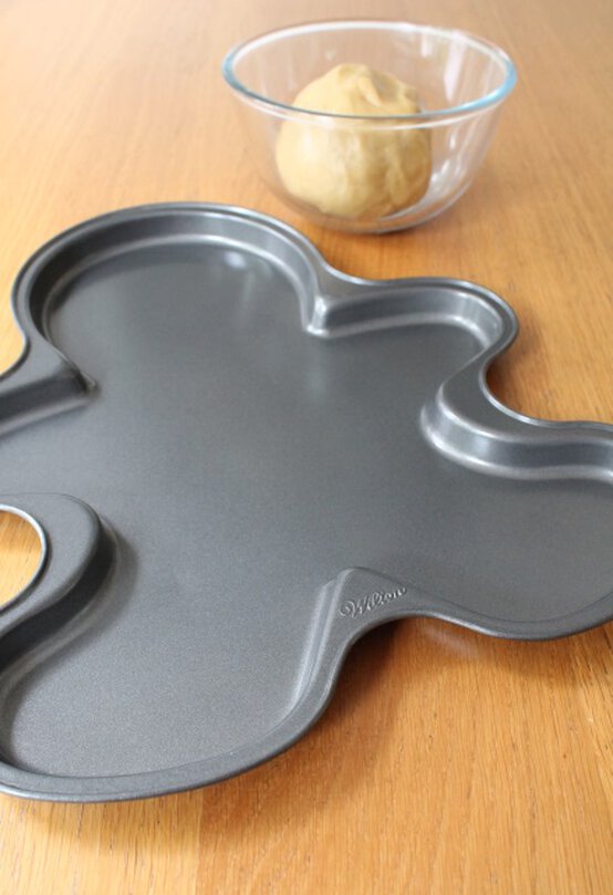 giant-gingerbread-man1.jpg?sw=554&q=85