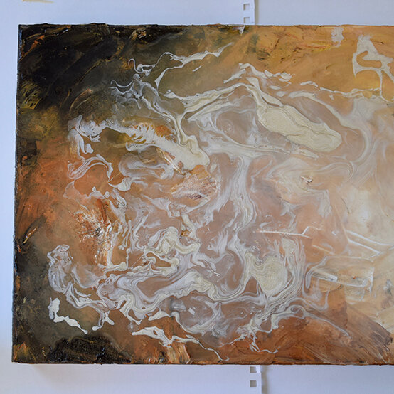 sophie-bridgland-experiement-acrylic-10.jpg?sw=554&q=85