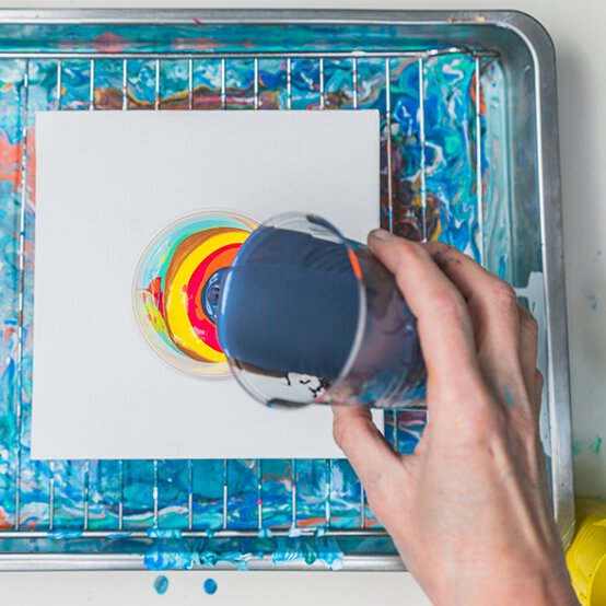 fluid-art-step-3.jpg?sw=554&q=85