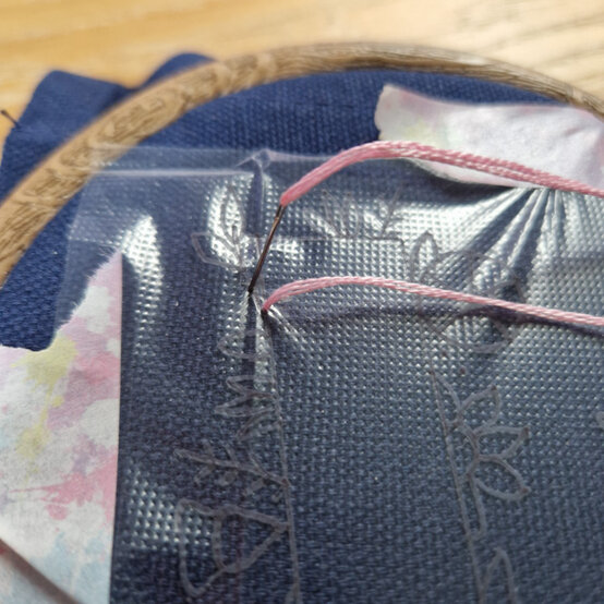 idea%5Fembroidered%2Dinitial%2Dbanner%5Fstep%2D46.jpg?sw=554&q=85