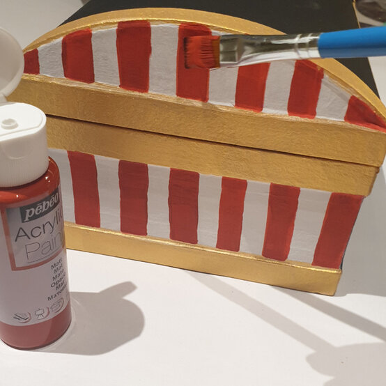 idea_kids-pirate-accessories-chest_step3a.jpg?sw=554&q=85