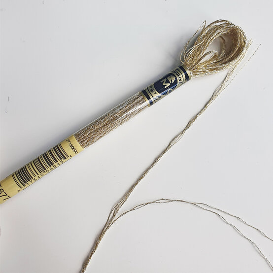 personalised-embroidered-decorations_step20.jpg?sw=554&q=85