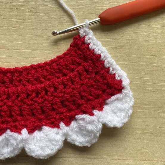 ideas%5Fhow%2Dto%2Dcrochet%2Da%2Dchristmas%2Dpet%2Daccessory%5Ffrill%5F3.jpg?sw=554&q=85
