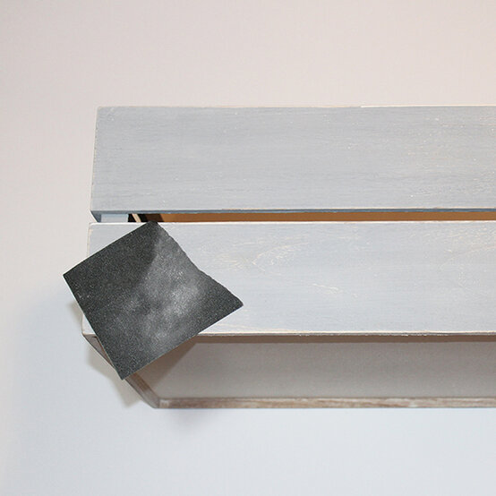 stencilled-xmas-eve-box-2.jpg?sw=554&q=85