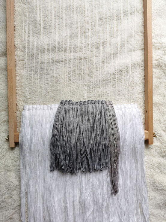 christmassceneweaving_step-8.jpg?sw=554&q=85