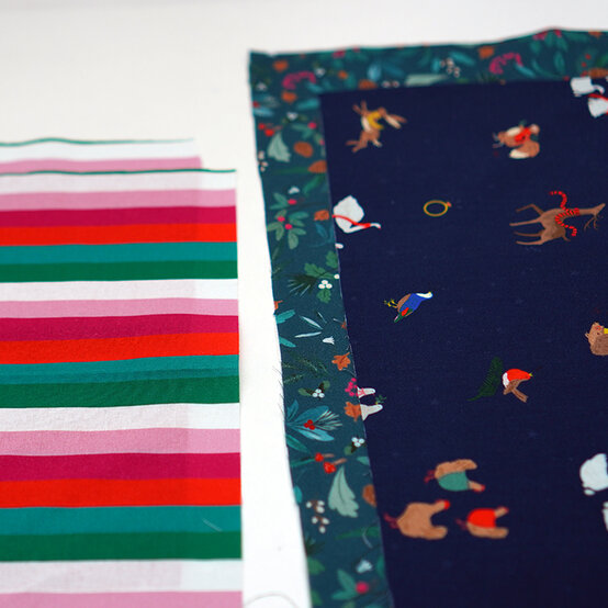 how-to-sew-a-craft-organiser_step2_3.jpg?sw=554&q=85