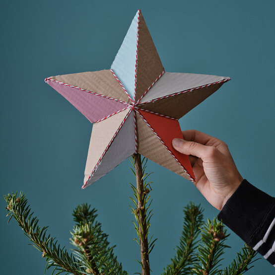 idea_main_christmas-tree-topper.jpg?sw=554&q=85