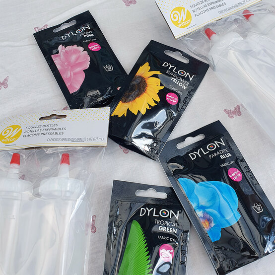 how_to_upcycle_your_wardrobe_with_tie_dye_step-1-products.jpg?sw=554&q=85