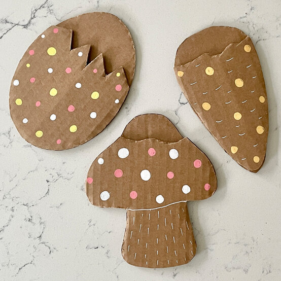 idea_kids-puppet-easter-cards_step3.jpg?sw=554&q=85