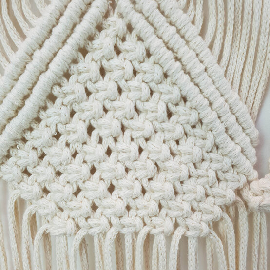 macrame_bridal_backdrop_macrame_25.jpg?sw=554&q=85