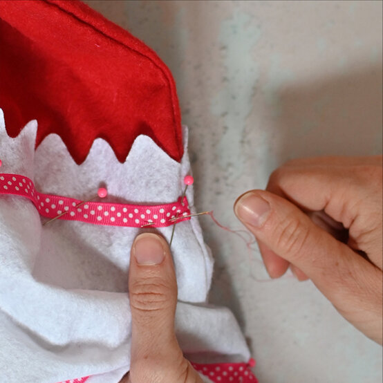 giant-stocking17.jpg?sw=554&q=85