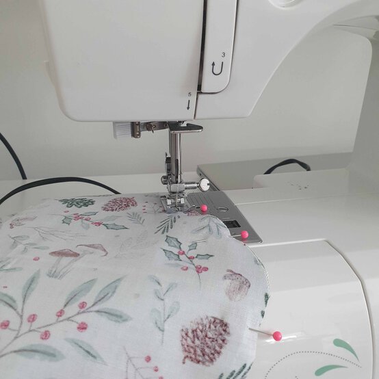 Idea_how-to-make-an-embroidered-stocking_step6c.jpg?sw=554&q=85