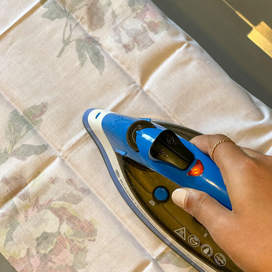 joules-footstool---step-5.jpg?sw=554&q=85