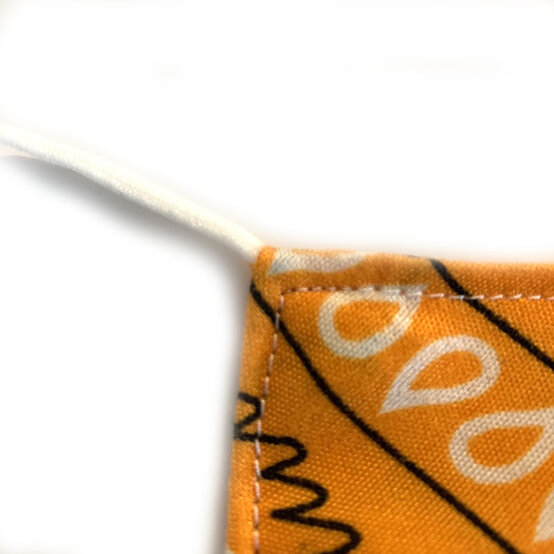 1-how-to-make-a-bandana-face-covering-8c.jpg?sw=554&q=85