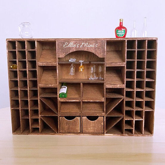 artisan-ellie-webb-wine-cellar.jpg?sw=554&q=85