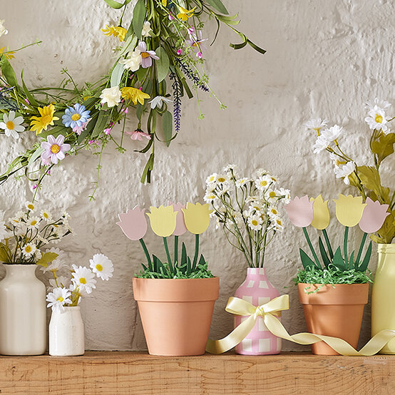 spring%2Dflorals%2D2026.jpg?sw=554&q=85