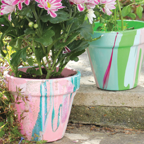 idea%5Fways%2Dto%2Ddecorate%2Dceramics%5Fpoured.png?sw=554&q=85