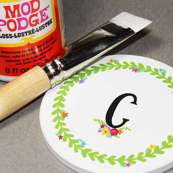 how-to-make-personalised-ceramic-coasters_step-4.jpg?sw=554&q=85