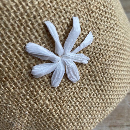 fabric-storage-baskets_step3.jpg?sw=554&q=85