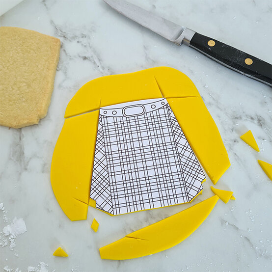 how-to-make-kilt-shortbread-biscuits_step-5a.jpg?sw=554&q=85