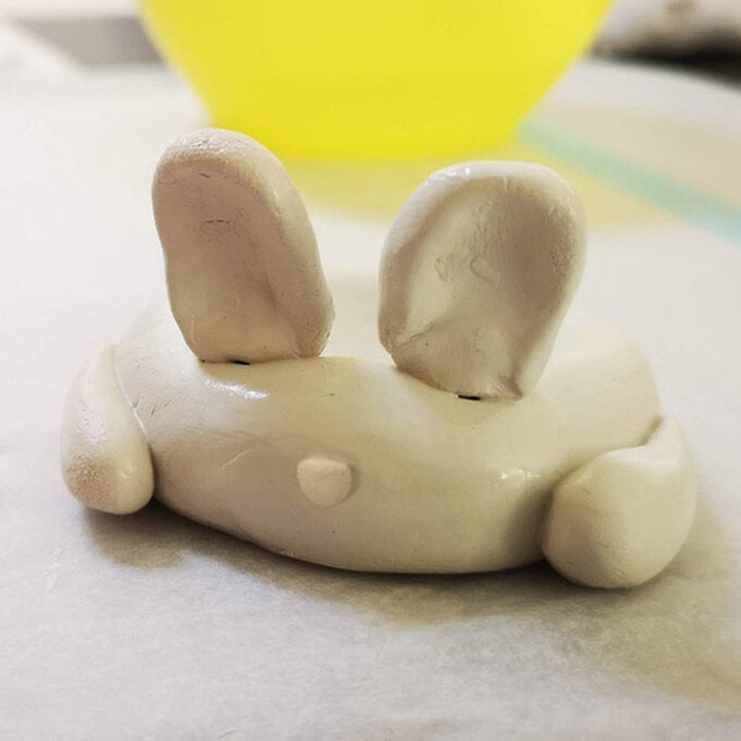 air-dry-clay-bunny-egg-cup-15-unpainted-bunny-front-square.jpg?sw=680&q=85