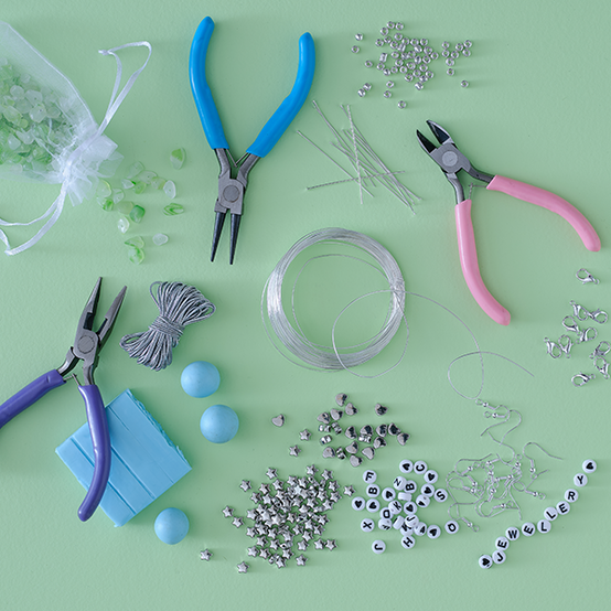 idea%5Fget%2Dstarted%2Din%2Djewellery%2Dmaking%5Fbeginner.png?sw=554&q=85