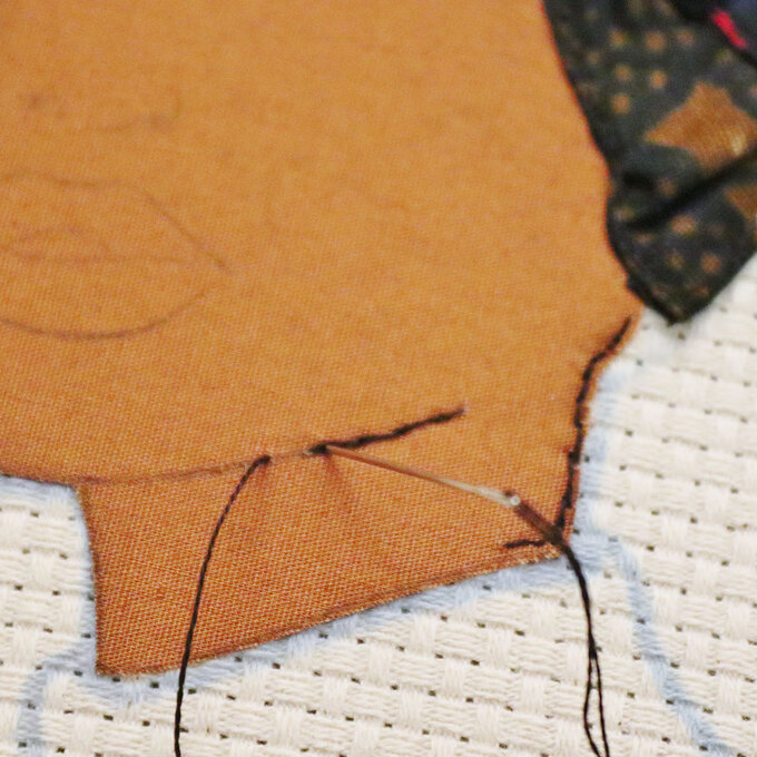 winterpunchneedle_step6.jpg?sw=680&q=85