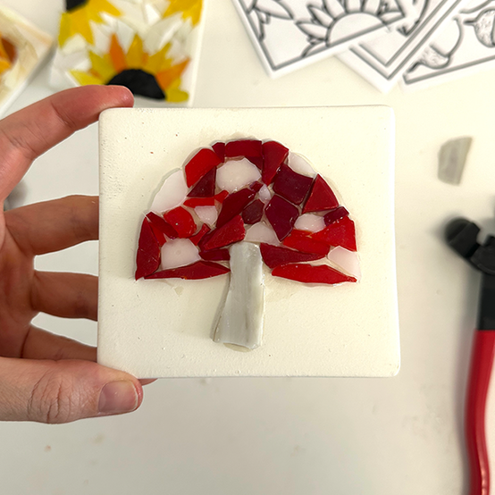 idea%5Fautumn%2Dmosaic%2Dcoasters%5Fstep7.png?sw=554&q=85