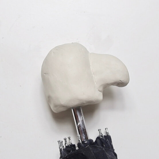 mary-poppins-costume-step2.jpg?sw=554&q=85