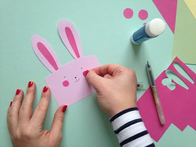 How to Make an Easy Bunny Card | Hobbycraft